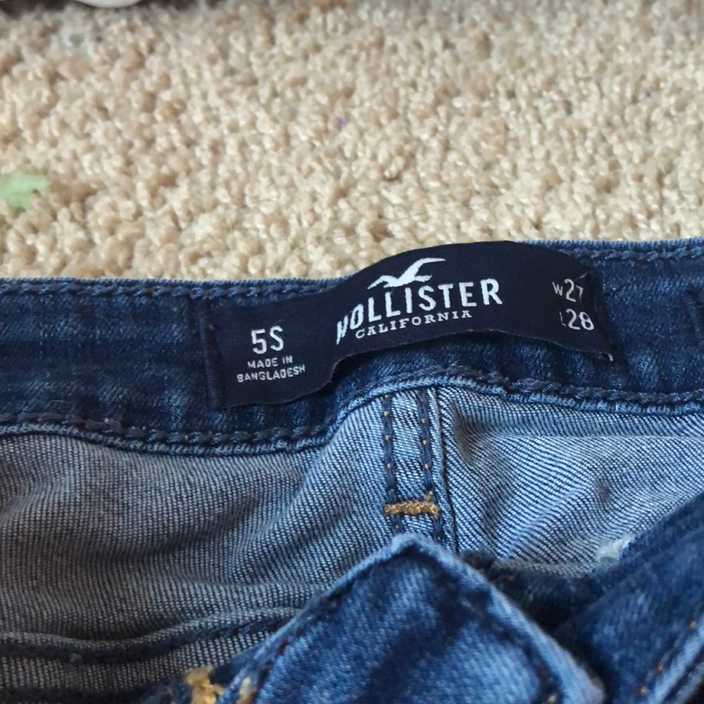 HOLLISTER MID RISE SKINNY STRETCH JEANS. SIZE 5S